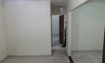 Imagem 5: Casa com Piscina e Arborizada