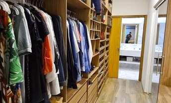 Imagem 4: Casa de condomínio para venda tem 268 metros quadrados com 4 quartos