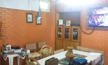 Imagem 3: Casa para venda possui 248 metros quadrados com 4 quartos em Laranjal - Pelotas - RS