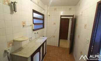 Imagem 3: Amplo apartamento de 2 quartos, com dependência revertida, com uma vaga de garagem