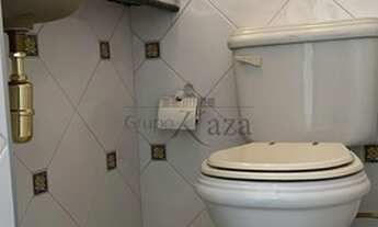 Imagem 6: Apartamento para venda possui 150 metros quadrados com 4 quartos