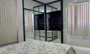 Imagem 7: Apartamento para venda possui 82 metros quadrados com 2 quartos em Ilha do Leite - Recife
