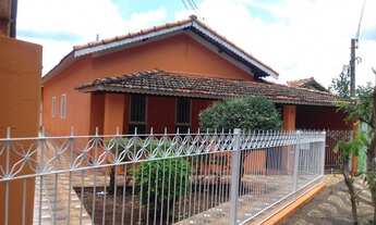 Imagem: Casa para venda com 172 m2, 2 quartos, banheiro