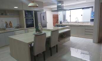 Imagem 7: Casa luxuosa para venda possui 160 metros quadrados com 3 quartos e suite