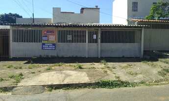 Imagem 2: Casa na Quadra 103 próximo a avenida principal semi comercial aceita financiar