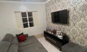 Imagem 5: Casa para venda possui 220 metros quadrados com 3 quartos em Jardim Novo Mundo - Goiânia