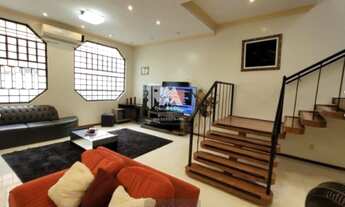 Imagem 6: ALUGO UMA EXCELENTE CASA DE 2 PAVIMENTOS E COM UM FINO ACABAMENTO PROXIMO A AV. AUGUSTO MO