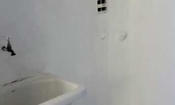 Imagem 2: Aluguel de casa três cômodos, sem garagem