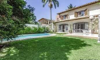 Imagem: Casa com 4 Quartos à venda, 610m² - Alto