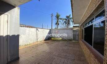 Imagem 4: Duas Casas no terreno, sendo uma com 3 dormitórios e uma com 2 dorms à venda, 390 m² por R