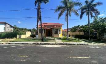 Imagem 3: Casa de condomínio sobrado para aluguel possui 260 metros quadrados com 5 quartos