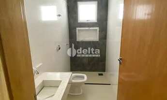 Imagem 7: Casa à venda, 3 quartos, 1 suíte, 2 vagas, Jardim Europa - Uberlândia/MG