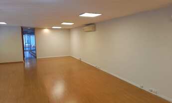 Imagem 3: Conjunto comercial no melhor da Vila Madalena de frente para praça