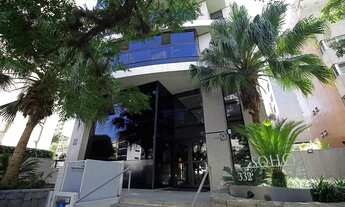 Imagem 2: Apto 2 Quartos/1 Suíte - no Batel Soho - 2 Vagas - Varanda com Churrasqueira à Carvão