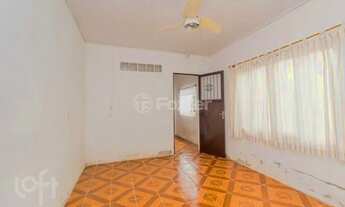 Imagem 1: PORTO ALEGRE - Casa Padrão - Cavalhada