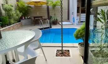 Imagem: Linda casa em condomínio na estrada do