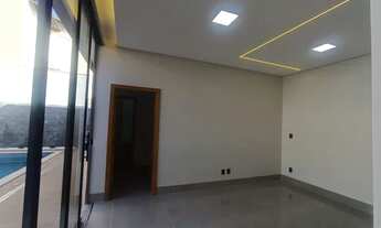 Imagem 6: Casa Alto Padrão em Aparecida de Goiânia,Localizada à 200 mts do Anel Viário, 10 minutos d