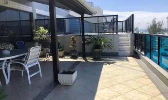 Imagem 2: Cobertura duplex para venda tem 669 metros quadrados com 4 quartos