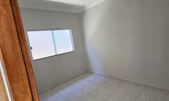 Imagem 2: Casa para Venda em Uberlândia, Shopping Park, 2 dormitórios, 1 banheiro, 1 vaga