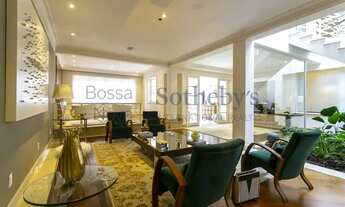 Imagem 4: Casa em condomínio totalmente reformada e pronta para morar