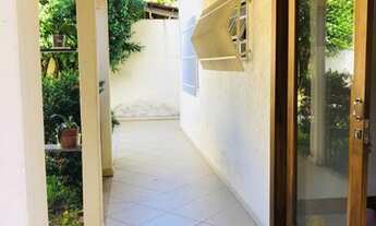 Imagem 6: Casa para venda com 200 metros quadrados com 4 quartos em Jardim Camburi - Vitória - Espír