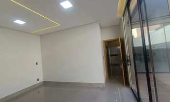 Imagem 5: Casa Alto Padrão em Aparecida de Goiânia,Localizada à 200 mts do Anel Viário, 10 minutos d