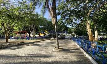 Imagem 2: Imperdível Apto 03 Qts 01 Suíte no Flamboyant ao Lado 1' Praça Av. Artur Bernardes e