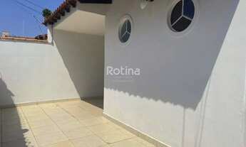 Imagem: Casa Comercial para alugar, 3 quartos, Santa