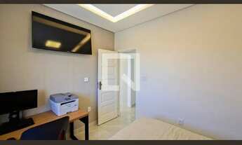 Imagem 7: Casa à Venda - Sagrada Família, 3 Quartos, 180 m2