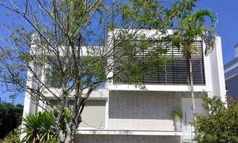 Imagem 2: Seu novo lar na Lagoa da Conceição - Casa com 03 dormitórios, sendo 02 suítes