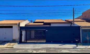 Imagem 6: Casa à venda em Sumaré com porteira fechada