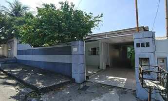 Imagem 4: Flores (Conj. Duque de Caxias) | Casa 4Q (3 suítes) | Piscina