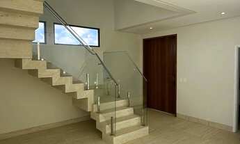 Imagem 4: Sobrado para venda com 295 metros quadrados com 4 quartos no Condomínio Alphaville