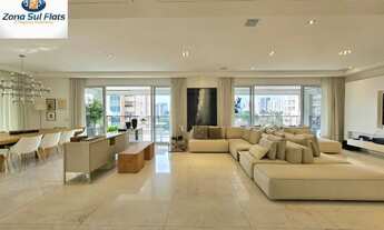 Imagem 4: Apartamento à Venda Em Moema Com 4 Suítes e 4 Vagas - Varanda Gourmet - Alto Padrão