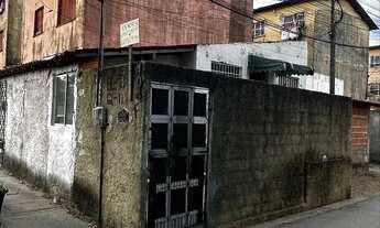 Imagem 5: Casa à venda - imóvel de esquina em ótima localização