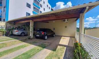 Imagem 2: Casa Geminada com entrada coletiva, 03 quartos sendo 01 com suíte, 02 vagas no Bairro Euro