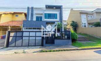 Imagem 2: Casa semimobiliada com 3 dormitórios e varanda gourmet no Parque da Matriz