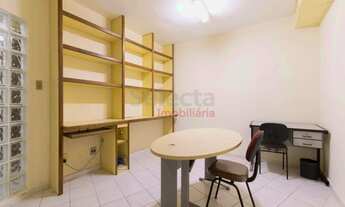 Imagem 7: Prédio Comercial Inteiro , com 880 m², em rua nobre de Botafogo, atualmente adaptado para