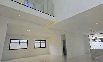 Imagem 4: Casa Alto Padrão no Condomínio Macaúbas: 4 Suítes, Piscina e Solar