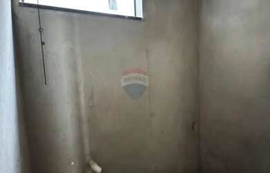 Imagem 4: Imóvel Comercial de Grande Porte com Infraestrutura Completa e Alto Potencial de Negócio