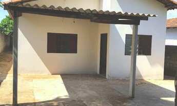 Imagem 2: Alugo Casa (R$550,00, 3 quartos) no Bairro Lagoa Azul I na cidade de Ituiutaba - MG