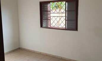 Imagem 5: Alugo Casa (R$550,00, 3 quartos) no Bairro Lagoa Azul I na cidade de Ituiutaba - MG