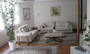 Imagem 2: Apartamento Copacabana- RJ Três Quartos 200m vaga na Escritura