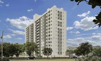 Imagem 2: Apartamento à venda possui 52m² com 2 quartos. Lazer completo