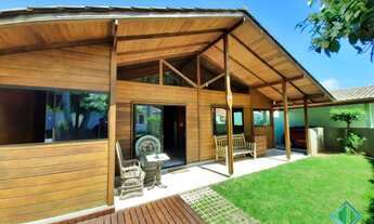 Imagem: Casa de condomínio térrea para venda possui