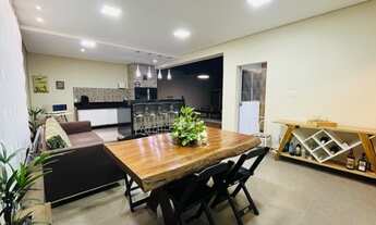 Imagem 2: Casa de condomínio térrea para venda possui 141 metros quadrados com 2 quartos