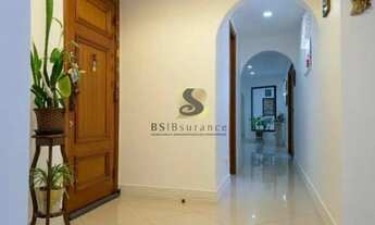 Imagem 2: Cobertura duplex para venda possui 400 metros quadrados com 5 quartos