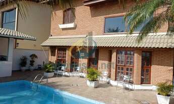 Imagem 2: EXCELENTE CASA NO RESIDENCIAL ALPHAVILLE 9 - 3 suítes