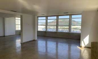 Imagem 2: Apartamento para alugar com 5 quartos, 3 suítes, 2 vagas, 402 m² - Botafogo - Rio de Janei