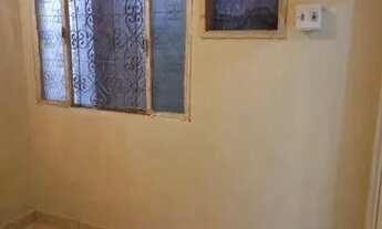 Imagem 6: Kitnet 400,00 Quarto com aluguel por R$400 /mês